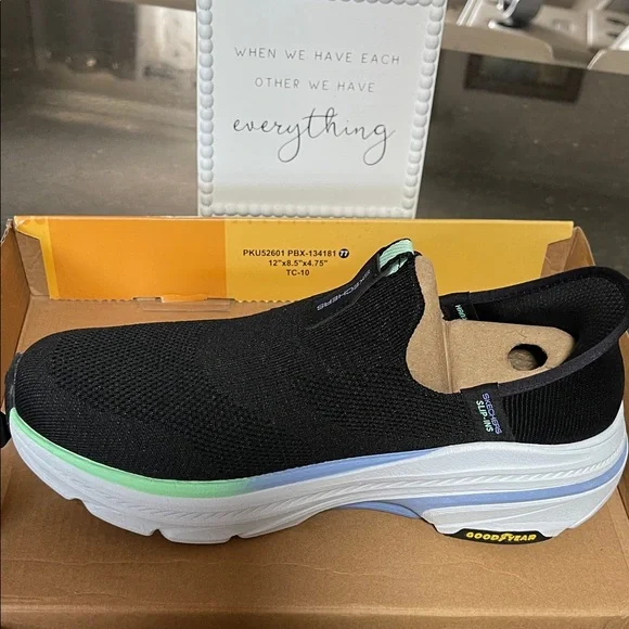 Skechers Black and Blue Max Cushion arch fit Slip-Ons - Picture 6 of 11